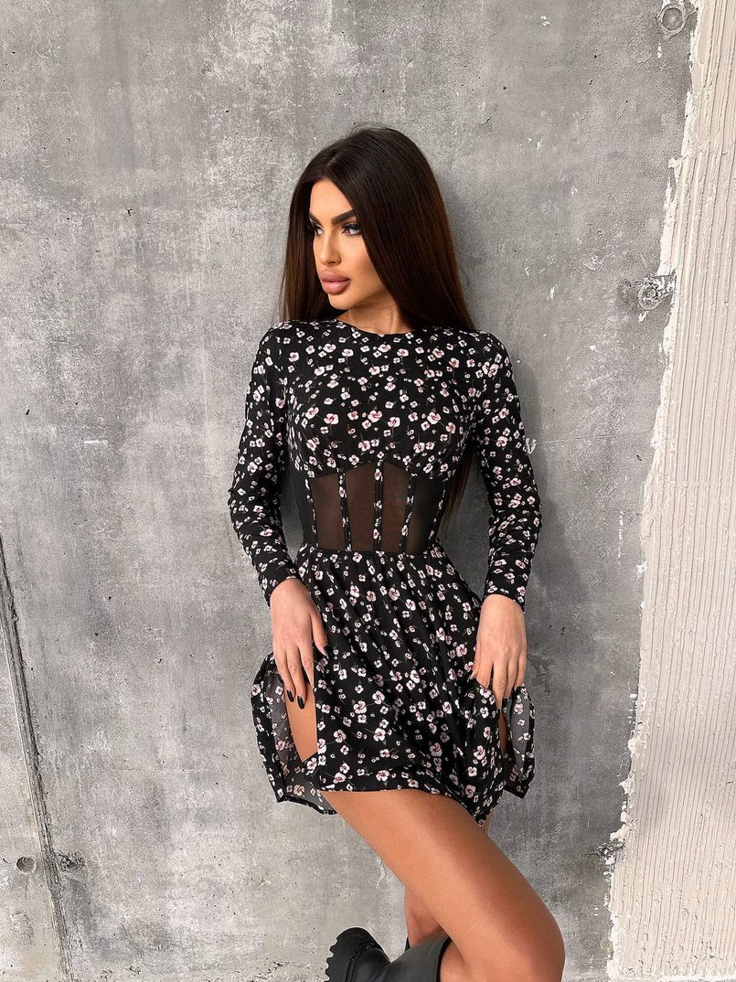 Приталена сукня з корсетною вставкою та спідницею-сонцем Приталена сукня з корсетною вставкою та спідницею-сонцем | PUSHKA SHOP