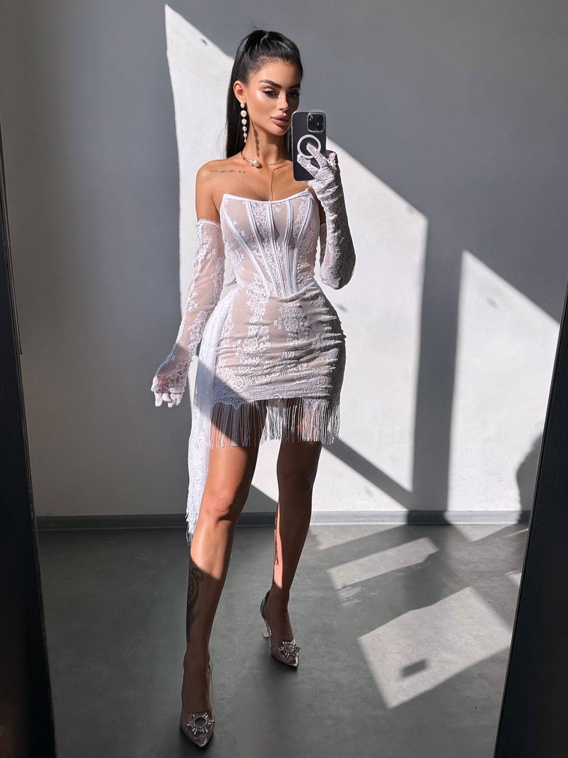 Сукня міні зі шлейфом та рукавичками | PUSHKA SHOP