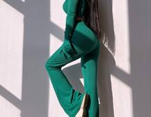 Комплект: штани кльош + топ з рукавичками та прорізами для рук | PUSHKA SHOP