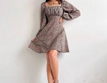 Приталена сукня з принтом  + прозорий корсет Приталена сукня з принтом  + прозорий корсет | PUSHKA SHOP