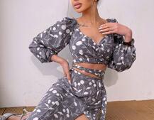 Комплект: топ із зав'язками на талії + спідниця міді з розрізом Комплект: топ із зав'язками на талії + спідниця міді з розрізом | PUSHKA SHOP