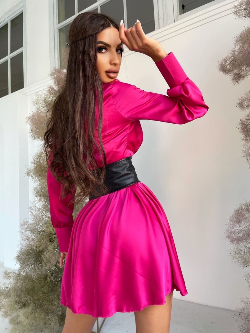 Шелковое платье с разрезом + корсет из эко-кожи Шелковое платье с разрезом + корсет из эко-кожи | PUSHKA SHOP