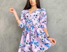 Цветочное платье-мини, декорированное кружевом Цветочное платье-мини, декорированное кружевом | PUSHKA SHOP