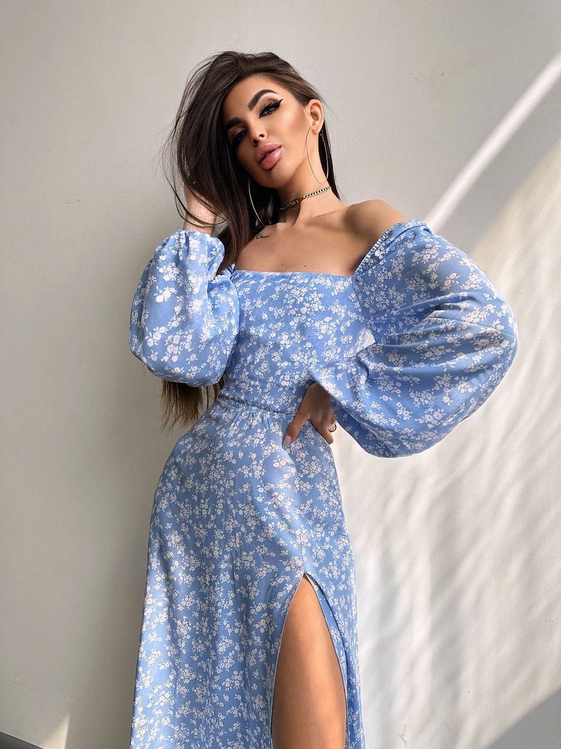 Улюблена сукня-міді зі шнурівкою на спинці та розрізом на ніжці Улюблена сукня-міді зі шнурівкою на спинці та розрізом на ніжці | PUSHKA SHOP