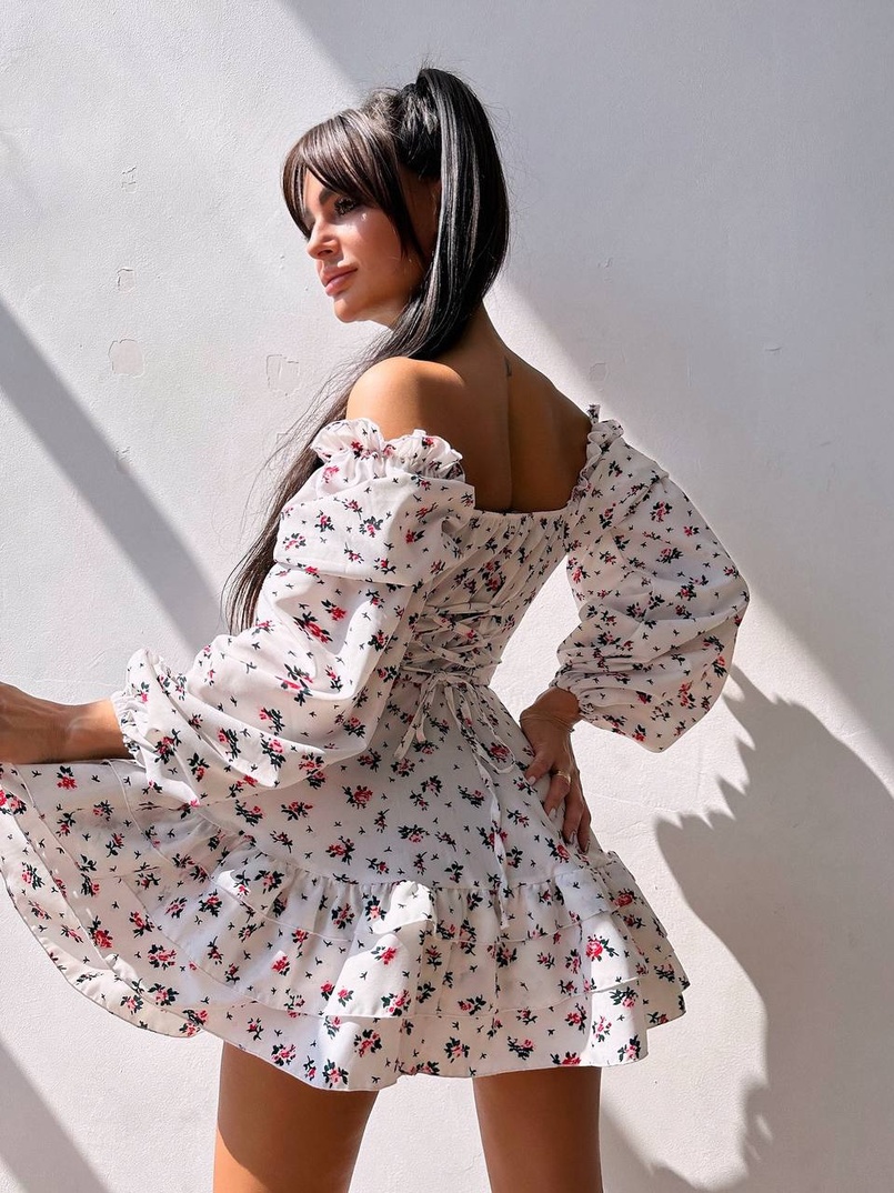 Сукня з квітковим принтом з воланами на ґудзиках Сукня з квітковим принтом з воланами на ґудзиках | PUSHKA SHOP