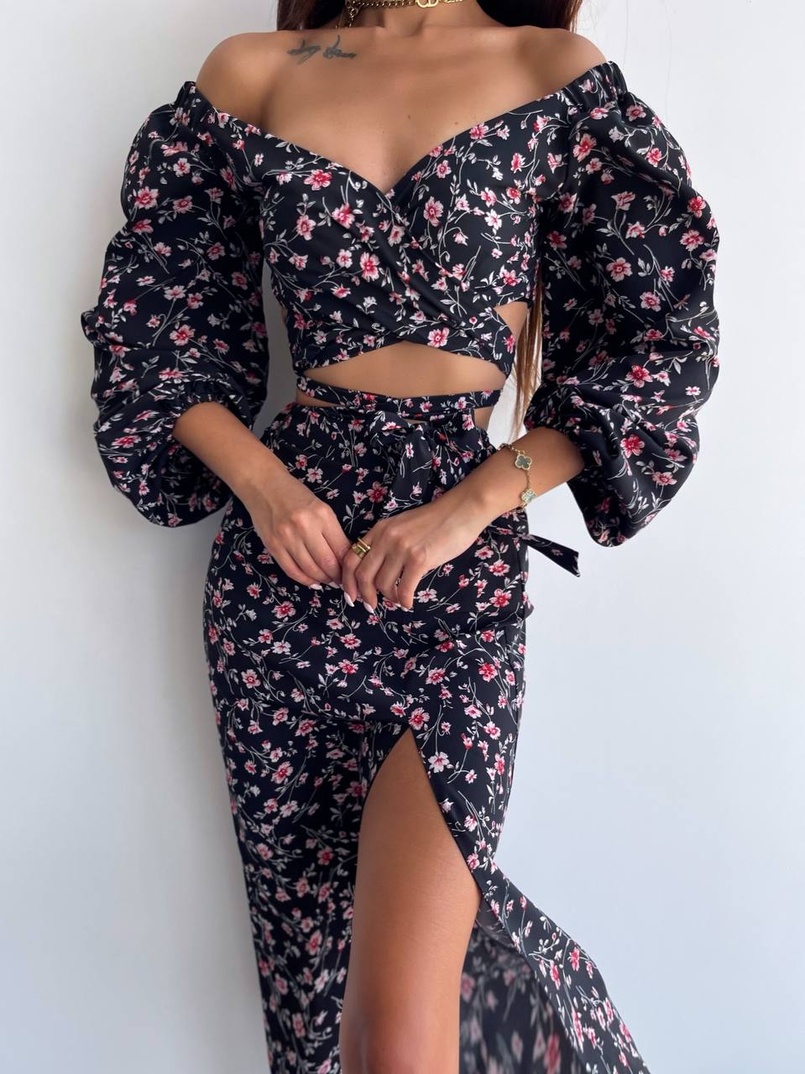 Квітковий комплект: топ із зав'язками на талії + спідниця міді з розрізом | PUSHKA SHOP