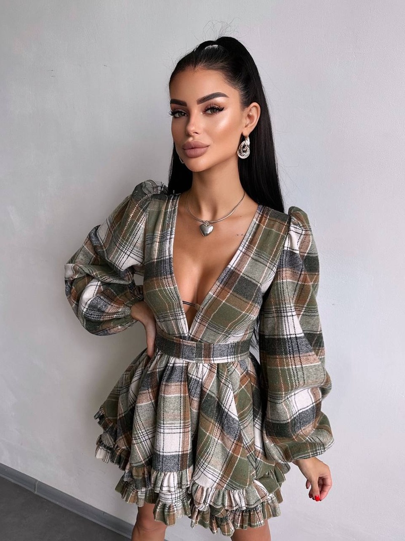 Сукня з подвійною спідницею та обʼємними рукавами у клітинку Сукня з подвійною спідницею та обʼємними рукавами у клітинку | PUSHKA SHOP