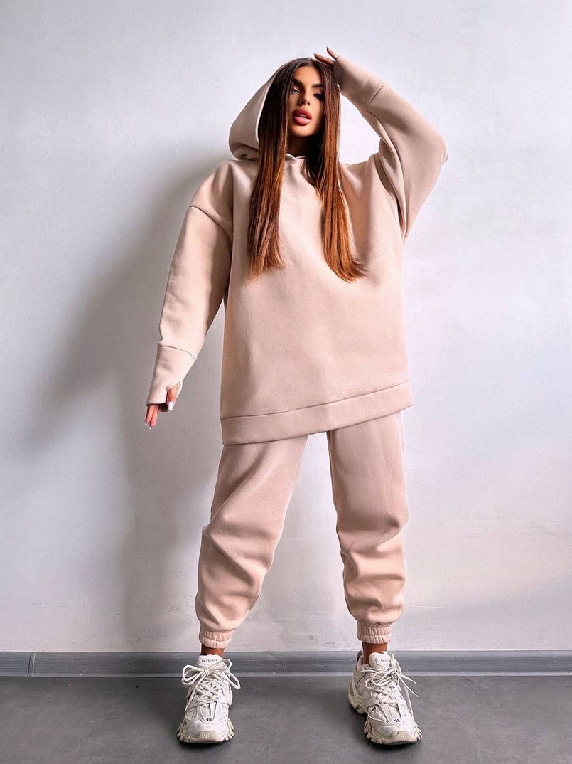 Теплий комплект: худі + спортивні штани Теплий комплект: худі + спортивні штани | PUSHKA SHOP