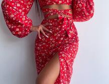 Квітковий комплект: топ із зав'язками на талії + спідниця міді з розрізом Квітковий комплект: топ із зав'язками на талії + спідниця міді з розрізом | PUSHKA SHOP