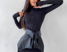 Трикотажное платье гольф с мини юбкой-корсетом из эко-кожи Трикотажное платье гольф с мини юбкой-корсетом из эко-кожи | PUSHKA SHOP