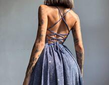 Сяюча сукня максі  зі шнурівкою на спинці | PUSHKA SHOP