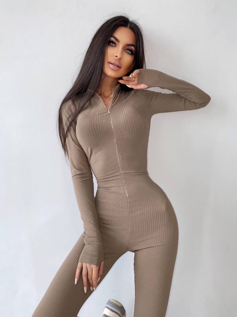 Трикотажный облегающий комбинезон с прозрачным бельевым корсетом Трикотажный облегающий комбинезон с прозрачным бельевым корсетом | PUSHKA SHOP