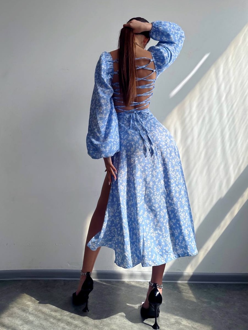 Квіткова сукня-міді зі шнурівкою на спинці та розрізом на ніжці | PUSHKA SHOP