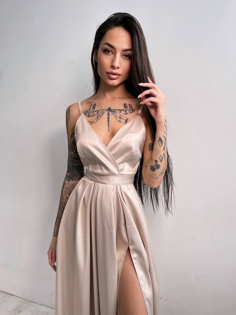 Платье макси с разрезом на юбке и запахом на груди   | PUSHKA SHOP