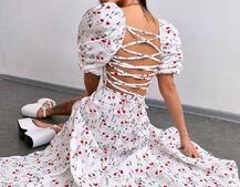 Сукня -міді зі шнурівкою на спинці та розрізом на ніжці з принтом | PUSHKA SHOP