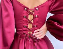 Атласна корсетна сукня з пишною подвійною спідницею та об‘ємними рукавами | PUSHKA SHOP