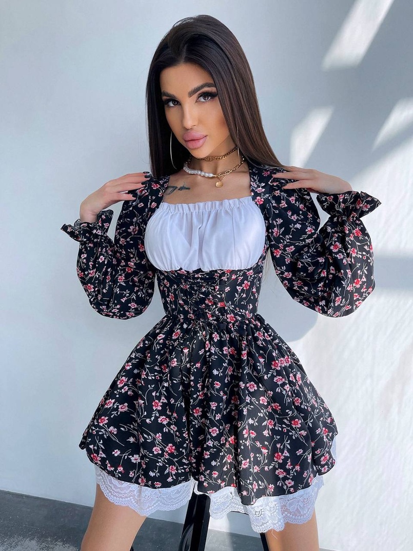 Квіткова сукня,декорована мереживом. Квіткова сукня,декорована мереживом. | PUSHKA SHOP