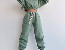 Базовый костюм на флисе с объемными капюшоном Базовый костюм на флисе с объемными капюшоном | PUSHKA SHOP