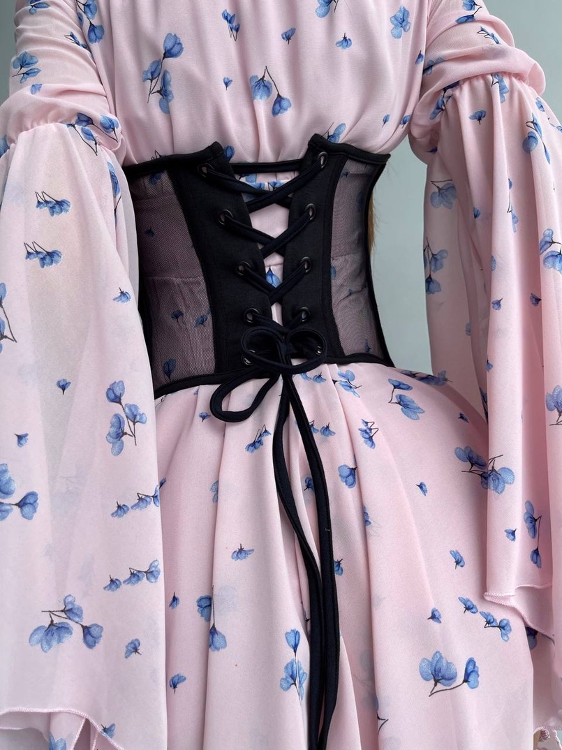 Шифонова сукня на підкладці з розкльошеними рукавами з асиметричною спідницею + корсет декорований стразами  Шифонова сукня на підкладці з розкльошеними рукавами з асиметричною спідницею + корсет декорований стразами  | PUSHKA SHOP