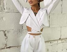 Комплект: укорочённый пиджак с завязками на талии + брюки Комплект: укорочённый пиджак с завязками на талии + брюки | PUSHKA SHOP