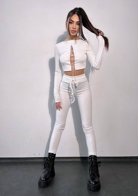 Костюм:  легінси та топ з шнурівкою зі страз | PUSHKA SHOP