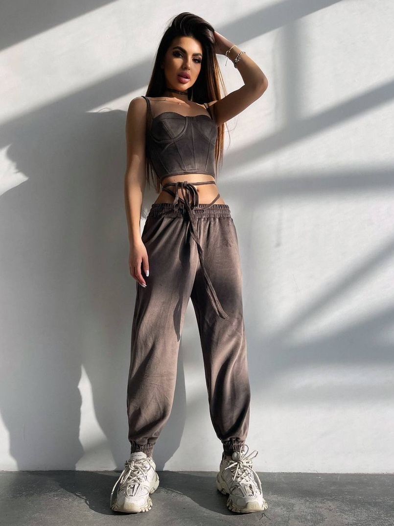 Велюровий комплект трійка: кофта + корсет з чашечками + джогери  | PUSHKA SHOP