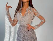 Платье с кружевным верхом и пушистой юбочкой Платье с кружевным верхом и пушистой юбочкой | PUSHKA SHOP