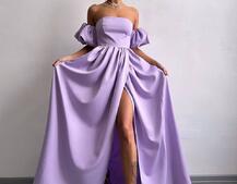 Сукня максі з розрізом на спідниці та об’ємними рукавами Сукня максі з розрізом на спідниці та об’ємними рукавами | PUSHKA SHOP