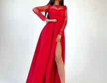 Платье макси с кружевным верхом и разрезом на юбке  | PUSHKA SHOP