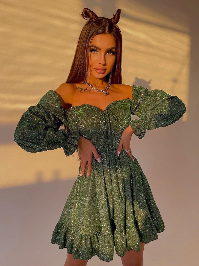 Блискуча сукня з оборками та чашками з ефектом push up Блискуча сукня з оборками та чашками з ефектом push up | PUSHKA SHOP