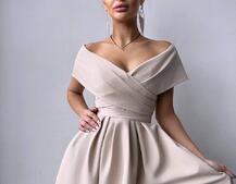 Сукня максі  з відкритими плечима та розрізом на спідниці Сукня максі  з відкритими плечима та розрізом на спідниці | PUSHKA SHOP