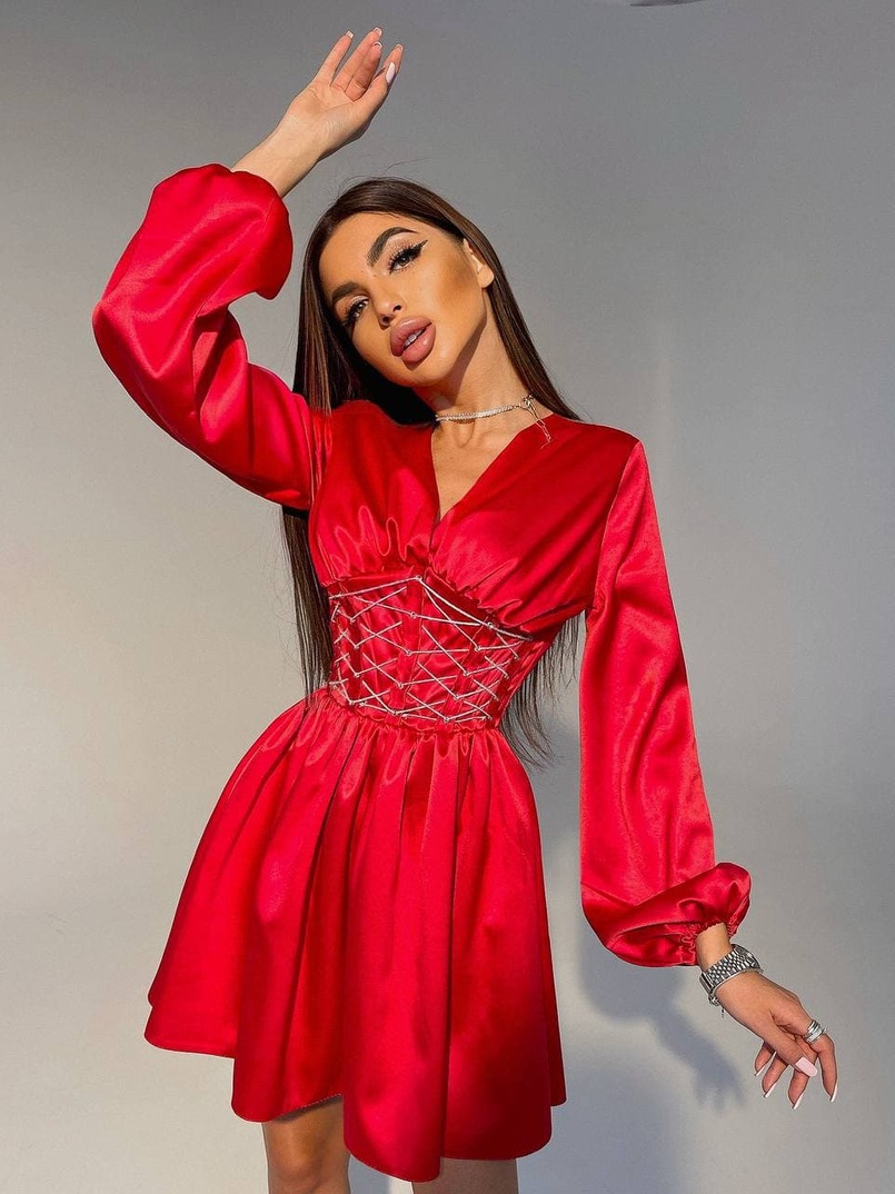 Корсетное платье с пышной юбкой | PUSHKA SHOP