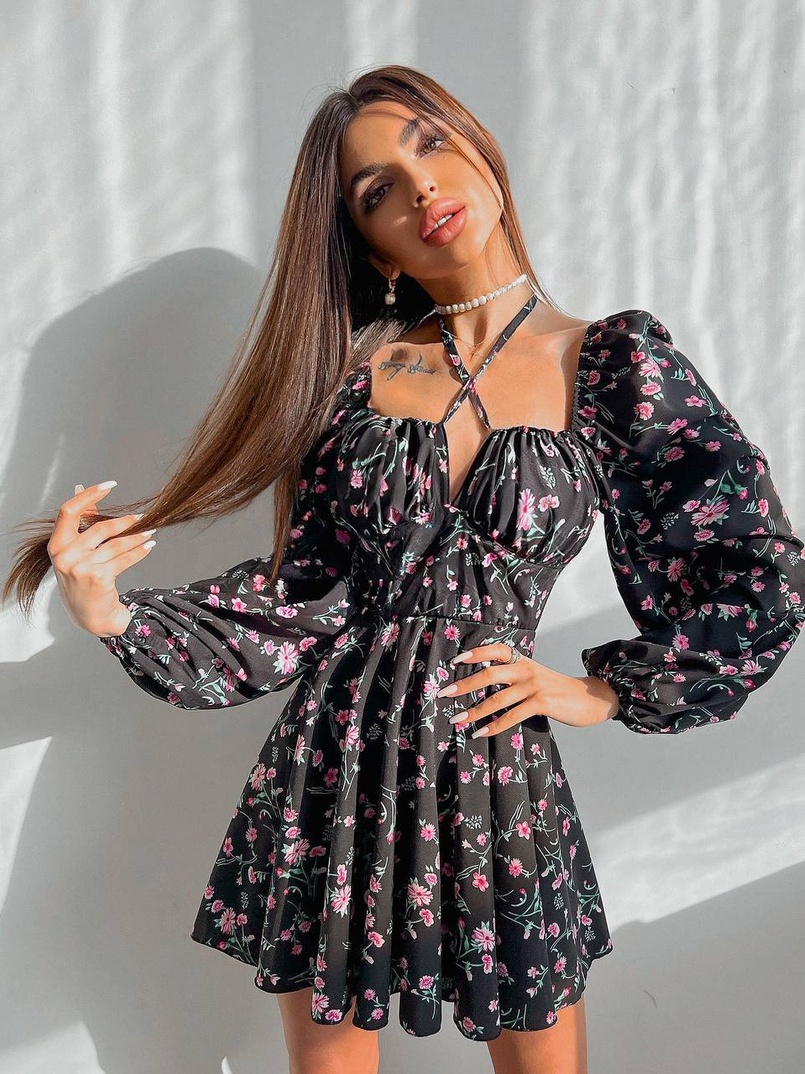 Цветочное платье с пышной юбкой и завязками на груди  Цветочное платье с пышной юбкой и завязками на груди  | PUSHKA SHOP