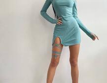 Трикотажное платье по фигуре со шнуровкой на ножке Трикотажное платье по фигуре со шнуровкой на ножке | PUSHKA SHOP