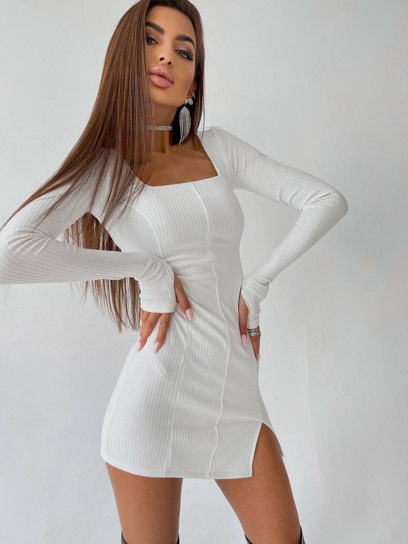 Платье-мини с квадратным вырезом Платье-мини с квадратным вырезом | PUSHKA SHOP