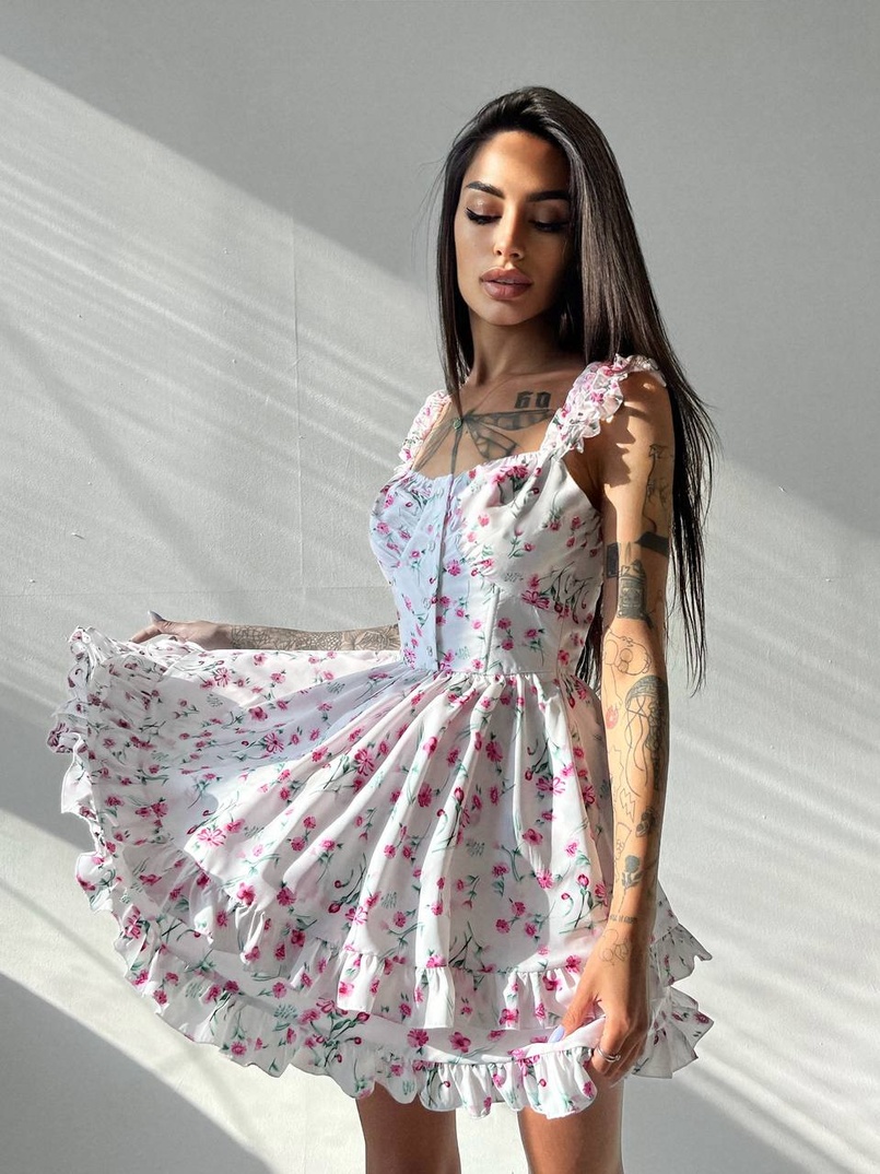 Платье с корсетным верхом и оборками на юбочке | PUSHKA SHOP