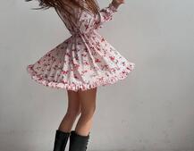 Платье в цветочный принт с оборками | PUSHKA SHOP