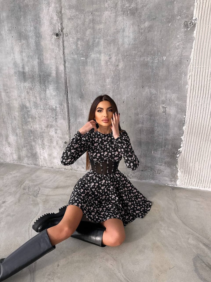 Приталена сукня з корсетною вставкою та спідницею-сонцем Приталена сукня з корсетною вставкою та спідницею-сонцем | PUSHKA SHOP