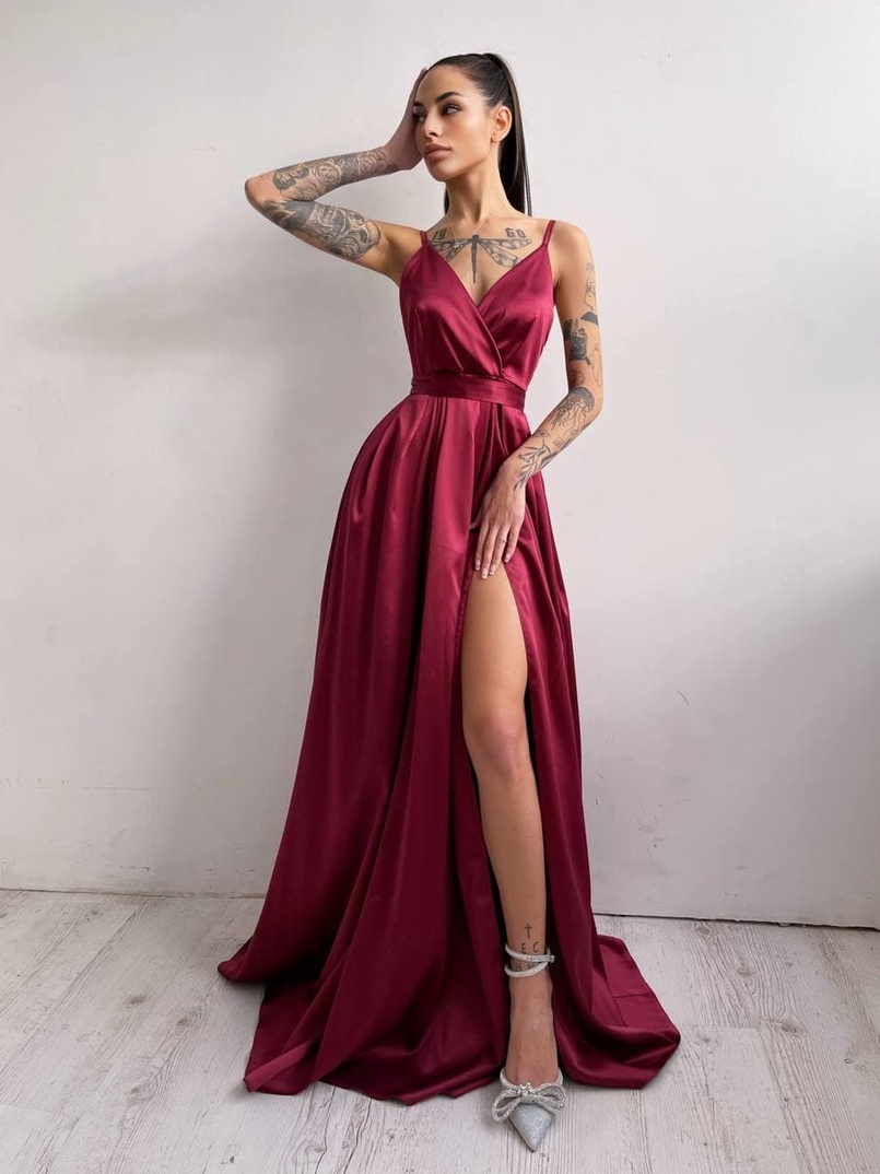 Платье макси с разрезом на юбке и запахом на груди   Платье макси с разрезом на юбке и запахом на груди   | PUSHKA SHOP