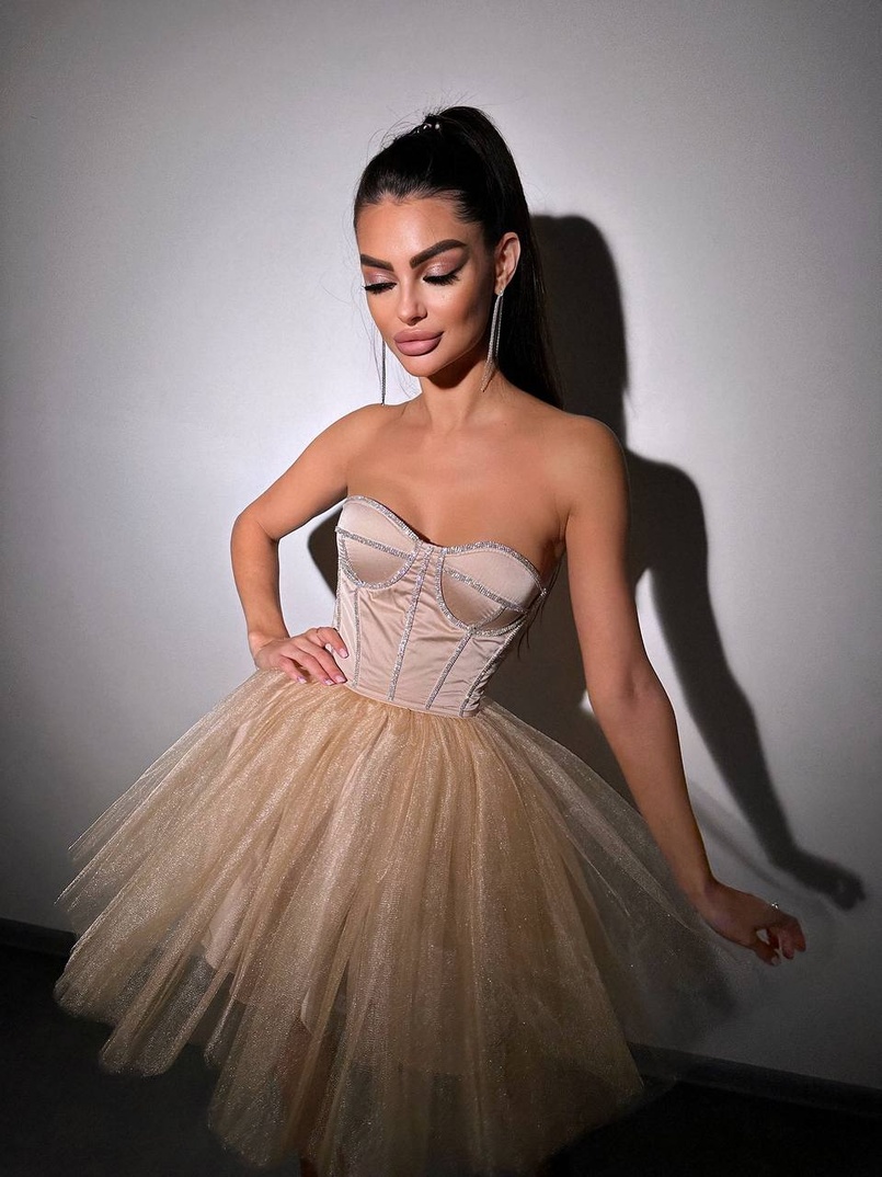 Комплект: корсет, декорований стразами + пишна фатинова спідниця Комплект: корсет, декорований стразами + пишна фатинова спідниця | PUSHKA SHOP