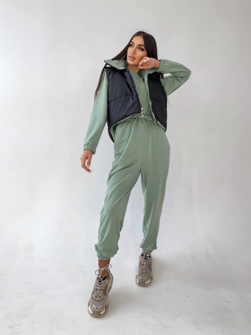 Комплект: комфортный трикотажный комбинезон   укорочённый двухсторонний жилет  | PUSHKA SHOP