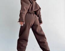 Тёплый комплект: худи + спортивные штаны Тёплый комплект: худи + спортивные штаны | PUSHKA SHOP