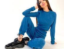 Очень комфортный и приятный к телу базовый костюм из качественной Ангоры Очень комфортный и приятный к телу базовый костюм из качественной Ангоры | PUSHKA SHOP