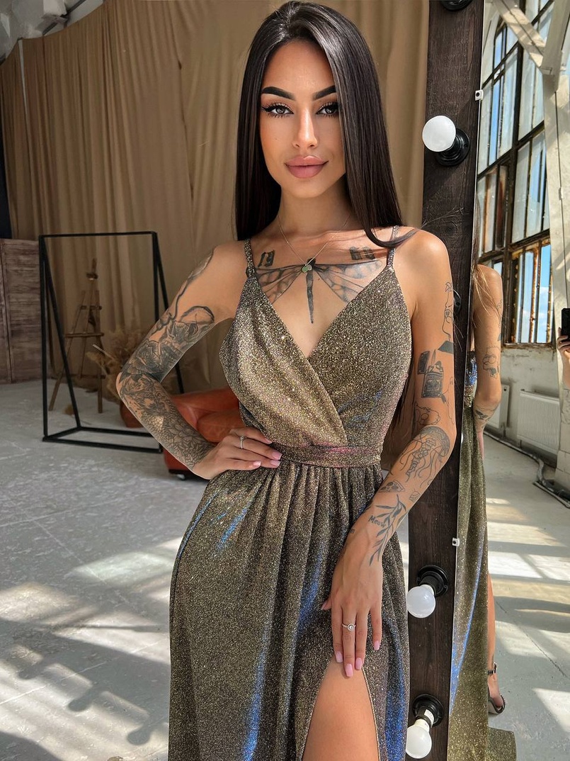 Блестящее платье-макси с разрезом   Блестящее платье-макси с разрезом   | PUSHKA SHOP