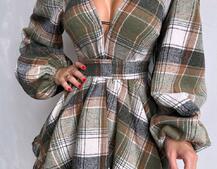 Сукня з подвійною спідницею та обʼємними рукавами у клітинку Сукня з подвійною спідницею та обʼємними рукавами у клітинку | PUSHKA SHOP