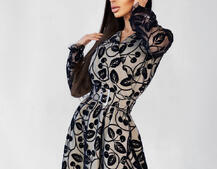 Платье миди с запахом на груди и разрезом на юбке Платье миди с запахом на груди и разрезом на юбке | PUSHKA SHOP