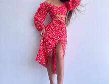 Квітковий комплект: топ із зав'язками на талії + спідниця міді з розрізом Квітковий комплект: топ із зав'язками на талії + спідниця міді з розрізом | PUSHKA SHOP