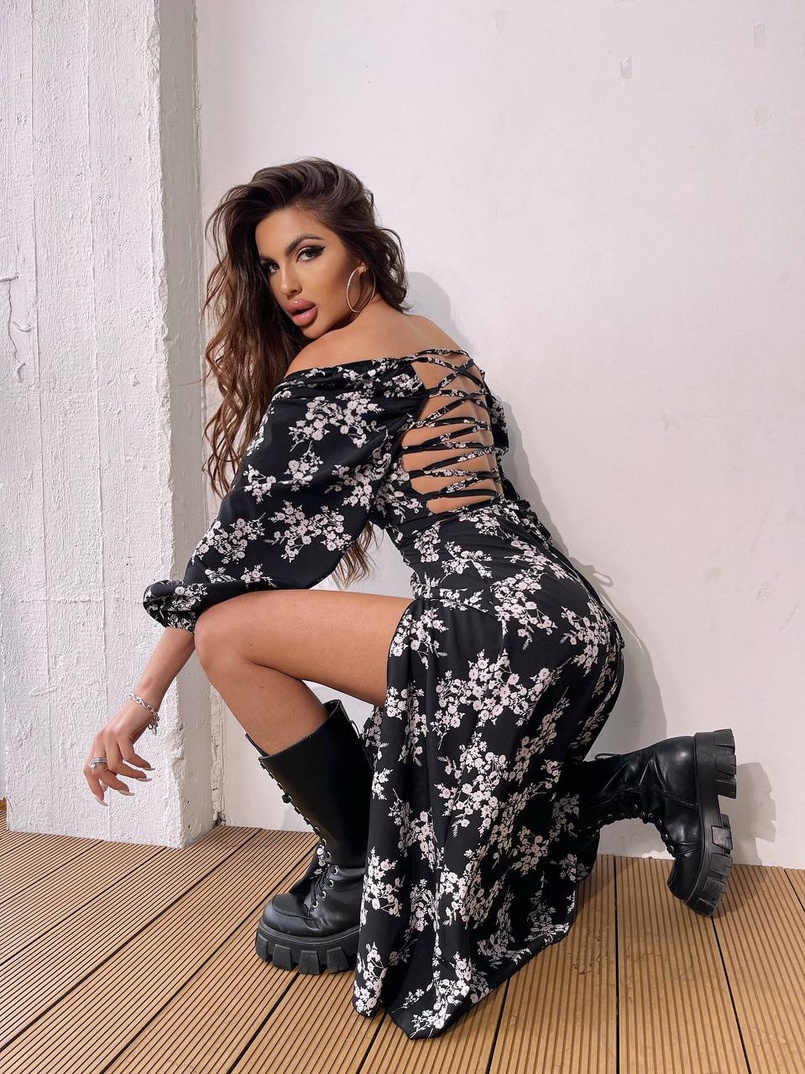 Квіткова сукня-міді зі шнурівкою на спинці та розрізом на ніжці | PUSHKA SHOP