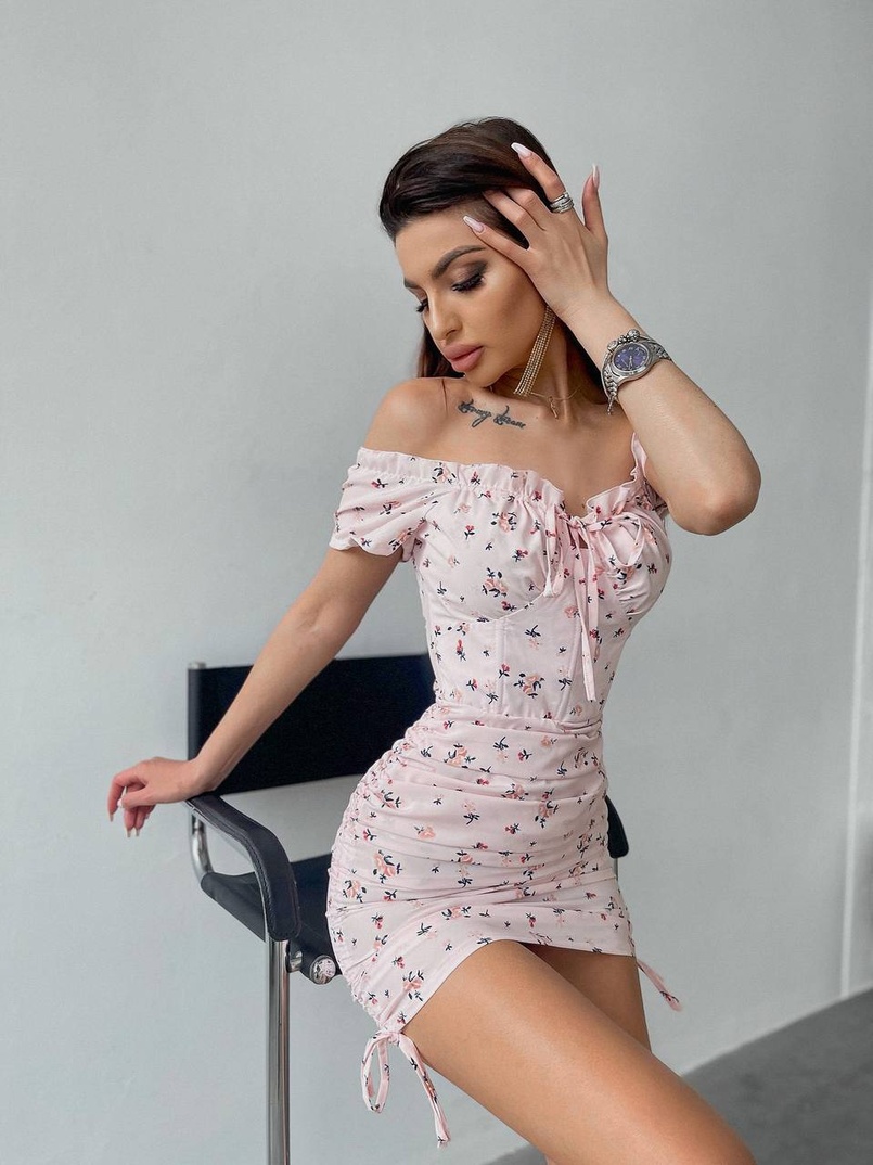 Цветочное платье мини с корсетной вставкой  на талии и присобранной юбкой  Цветочное платье мини с корсетной вставкой  на талии и присобранной юбкой  | PUSHKA SHOP