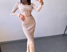 Трикотажний комплект: топ з елементами корсету та спідниця з розрізами Трикотажний комплект: топ з елементами корсету та спідниця з розрізами | PUSHKA SHOP